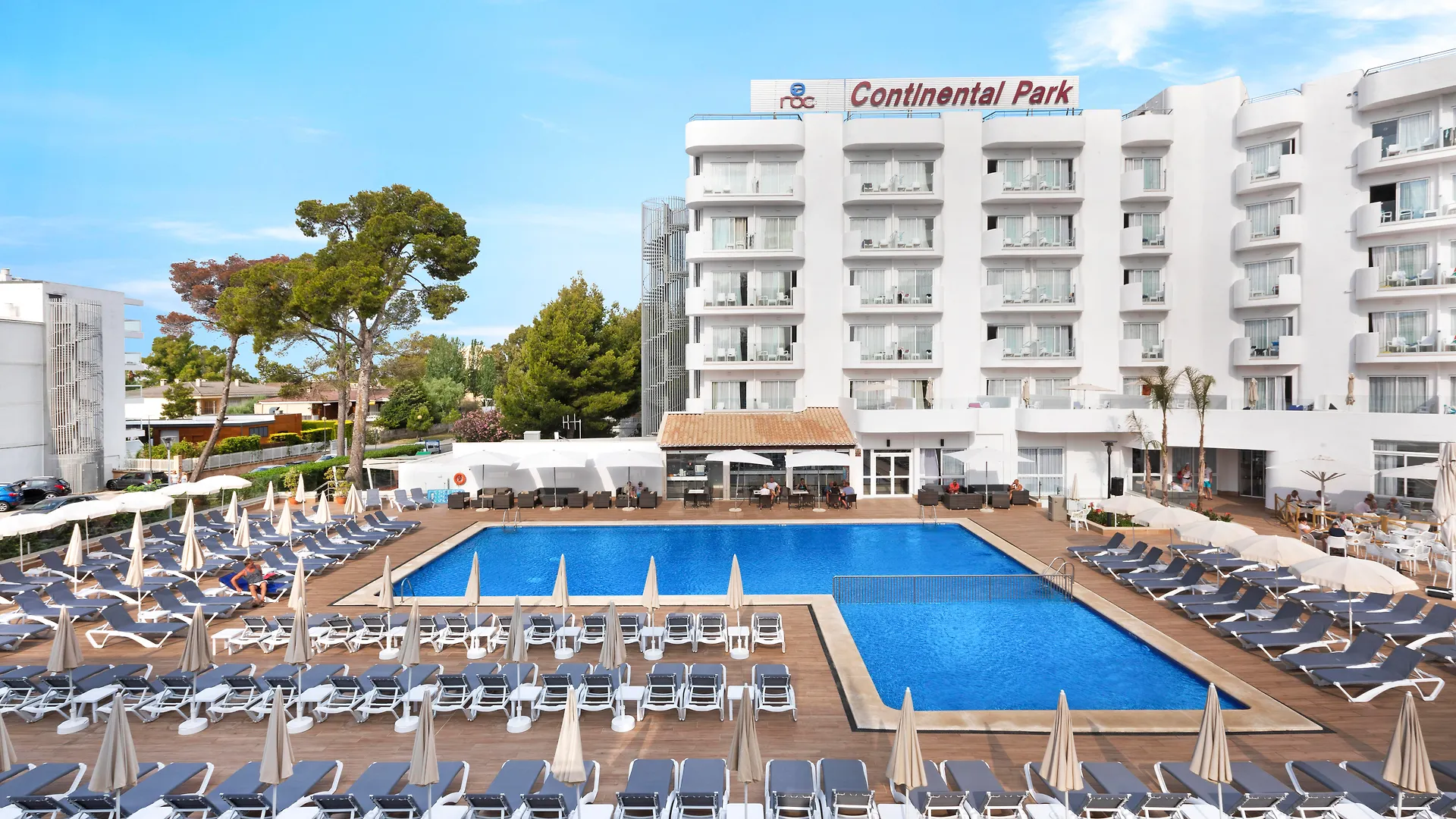 Aparthotel Aluasun Continental Park Hotel & Apartments Playa de Muro