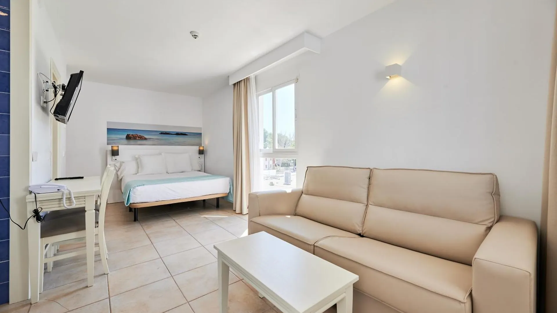 Aluasun Continental Park Hotel & Apartments Playa de Muro  Spain